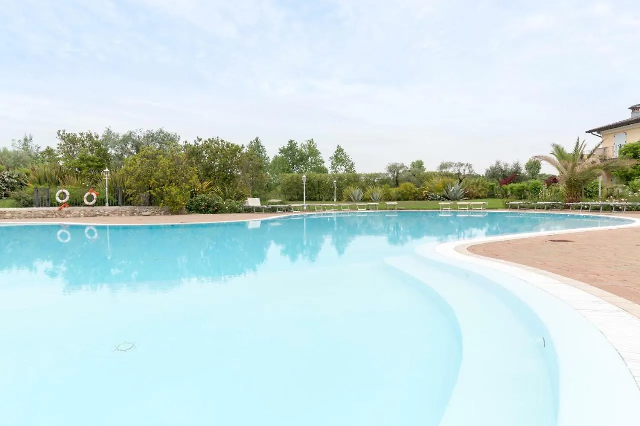 Holiday home Villetta Nico Sirmione