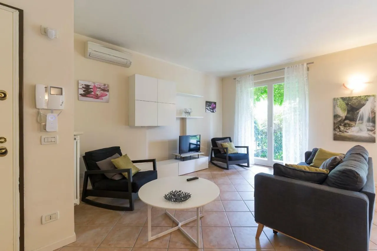 Holiday home Villetta Nico Sirmione